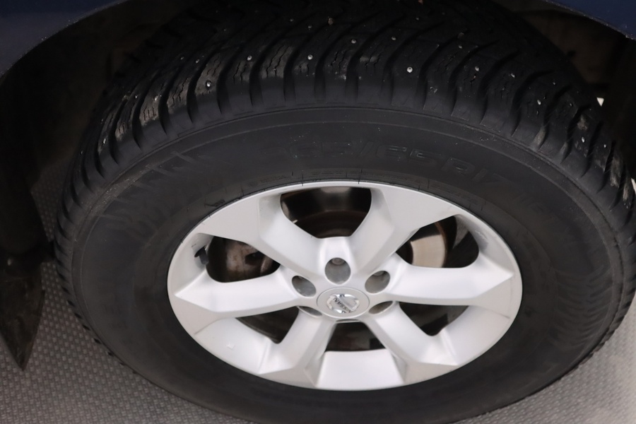 Nissan Navara vaihtoauto