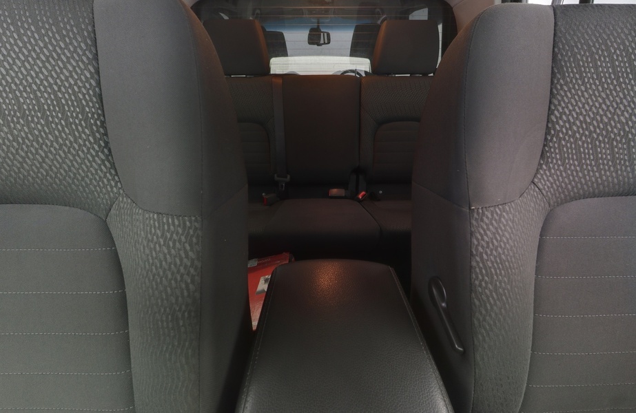 Nissan Navara vaihtoauto