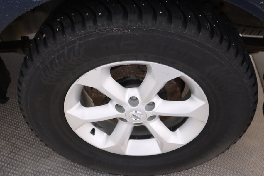 Nissan Navara vaihtoauto