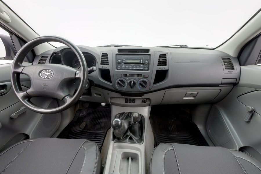 Toyota Hilux vaihtoauto