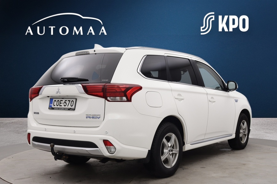 Mitsubishi Outlander PHEV vaihtoauto