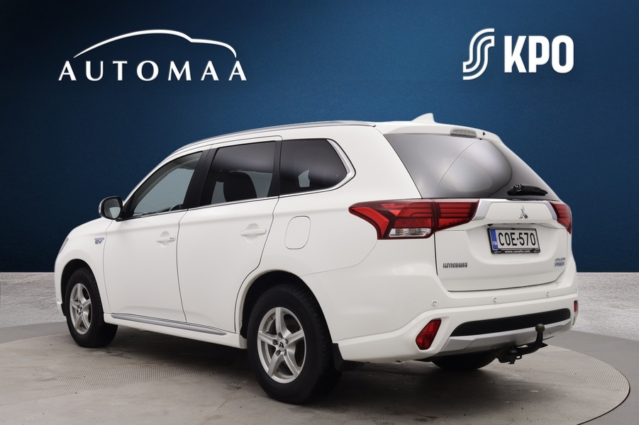 Mitsubishi Outlander PHEV vaihtoauto