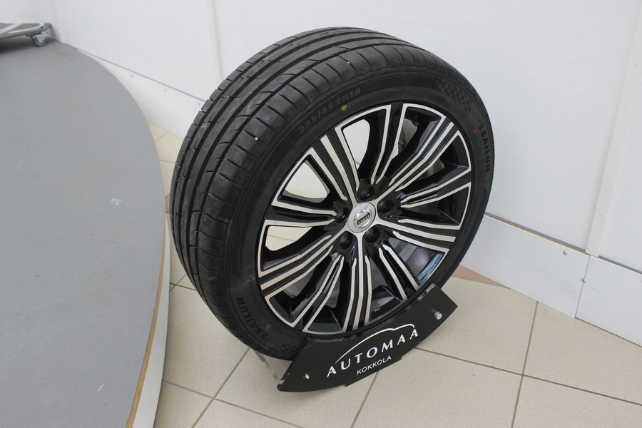 Volvo V60 vaihtoauto