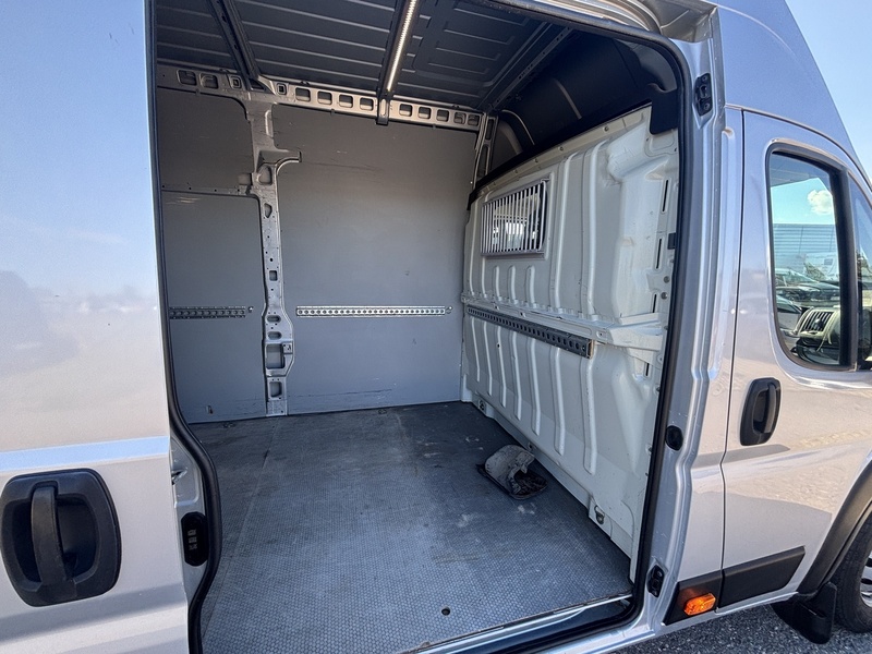 Peugeot Boxer vaihtoauto