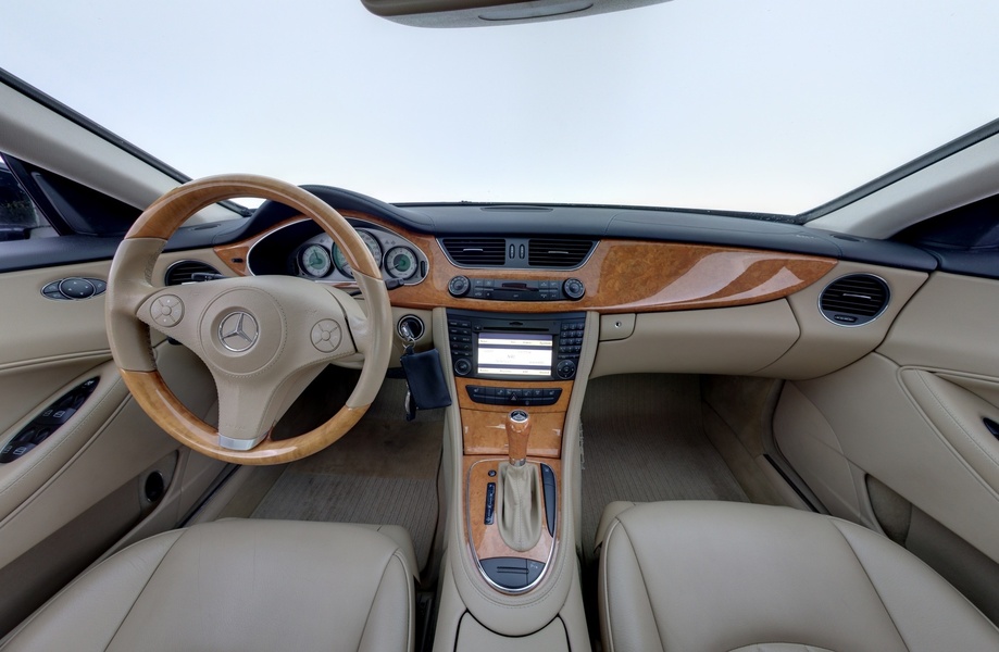 Mercedes-Benz CLS vaihtoauto