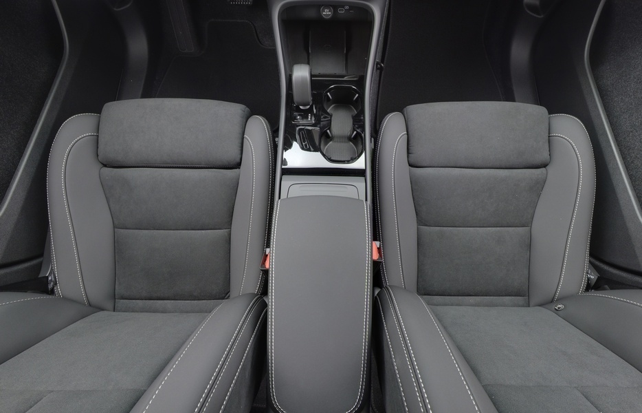 Volvo EX40 vaihtoauto