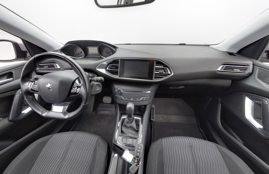 Peugeot 308 vaihtoauto