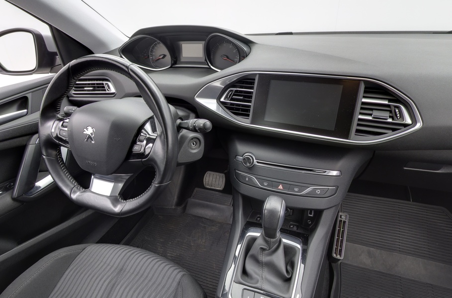 Peugeot 308 vaihtoauto