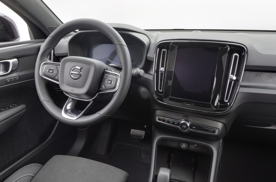 Volvo EC40 vaihtoauto