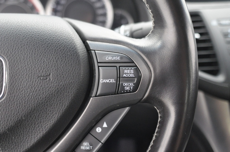 Honda Accord vaihtoauto