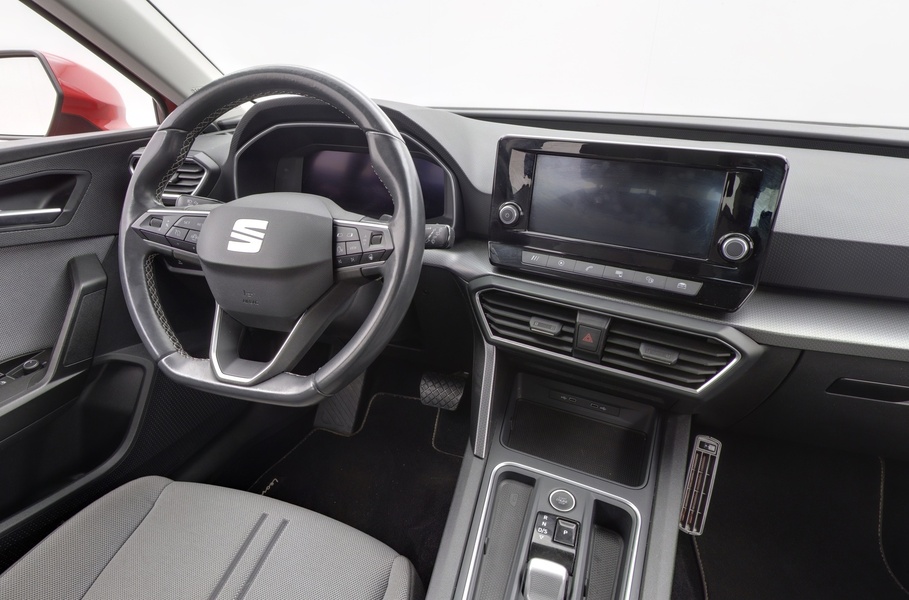 SEAT Leon Sportstourer vaihtoauto