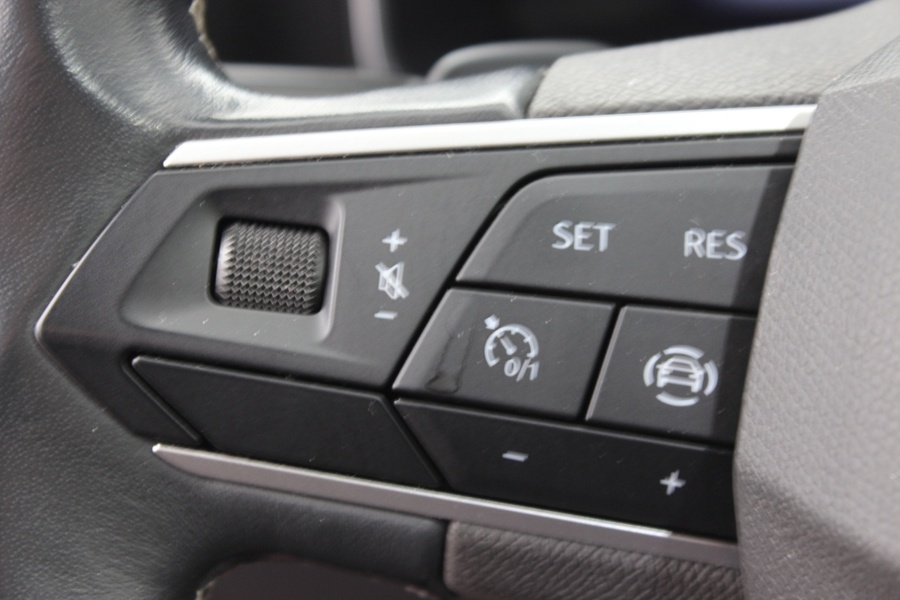 SEAT Leon Sportstourer vaihtoauto