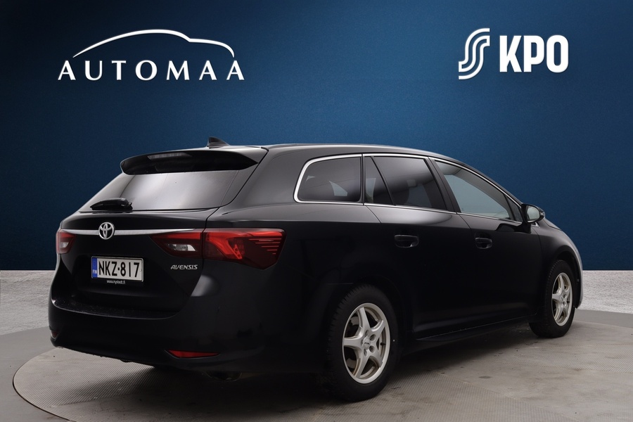 Toyota Avensis vaihtoauto