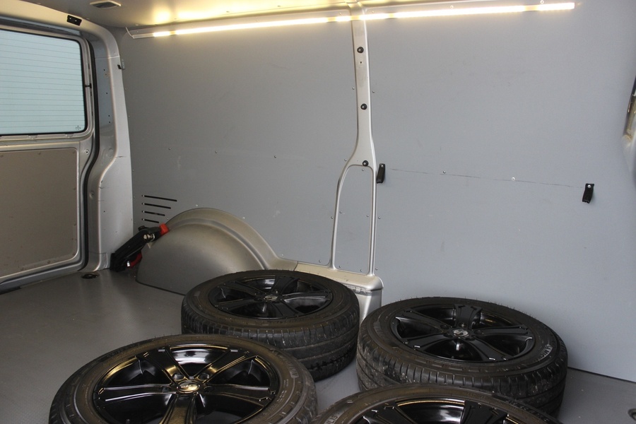 Volkswagen Transporter vaihtoauto