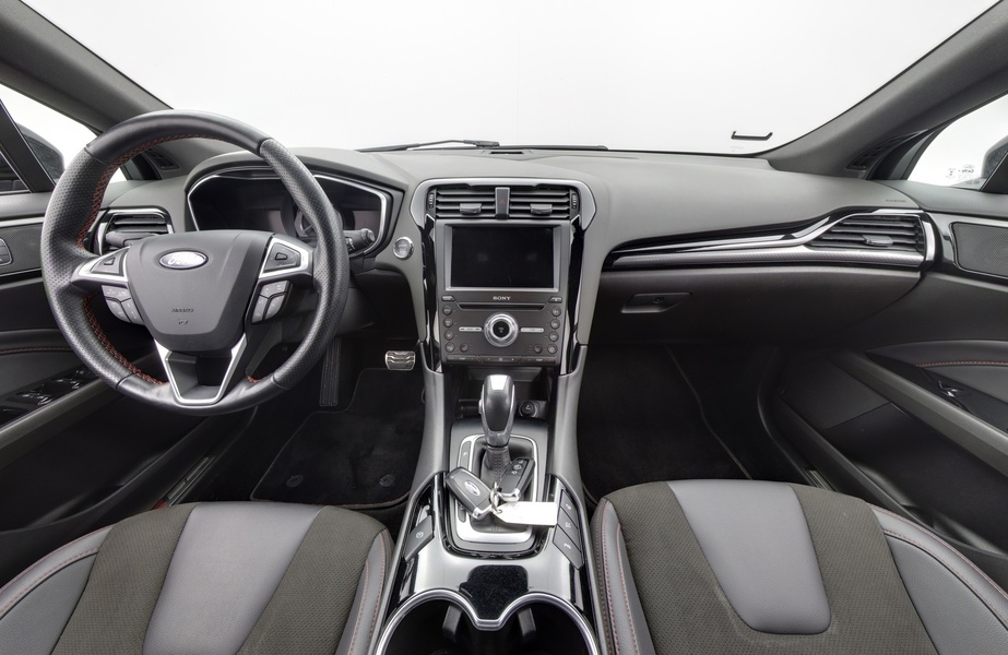 Ford Mondeo vaihtoauto