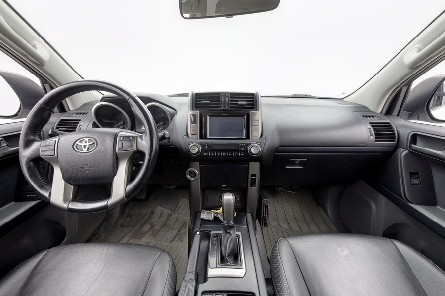 Toyota Land Cruiser vaihtoauto