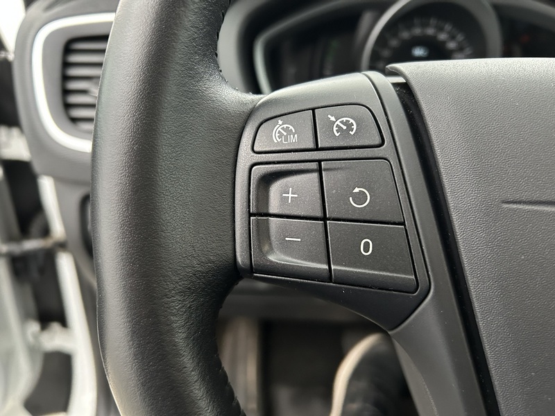 Volvo V40 vaihtoauto