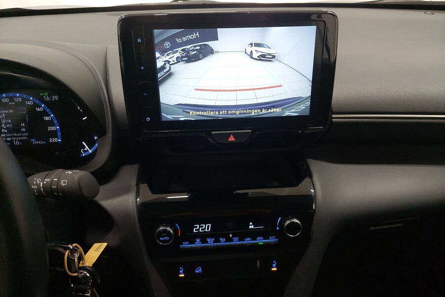 Toyota Yaris Cross vaihtoauto