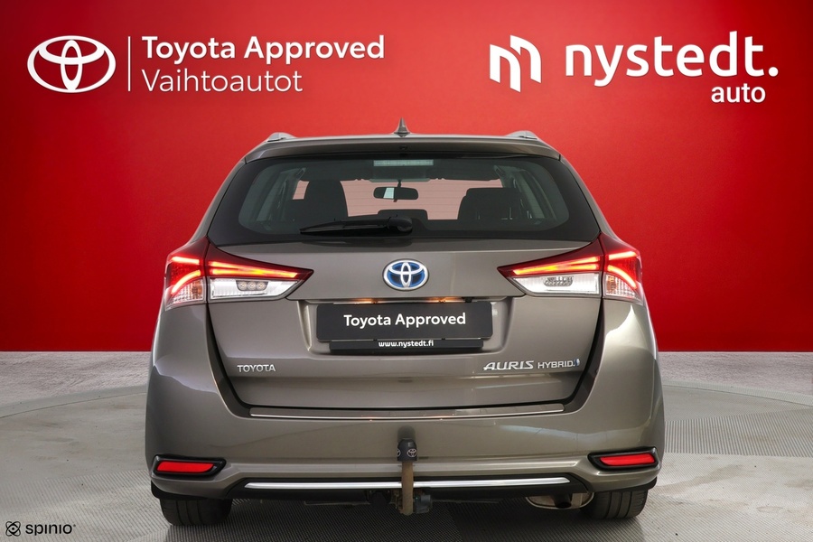 Toyota Auris vaihtoauto