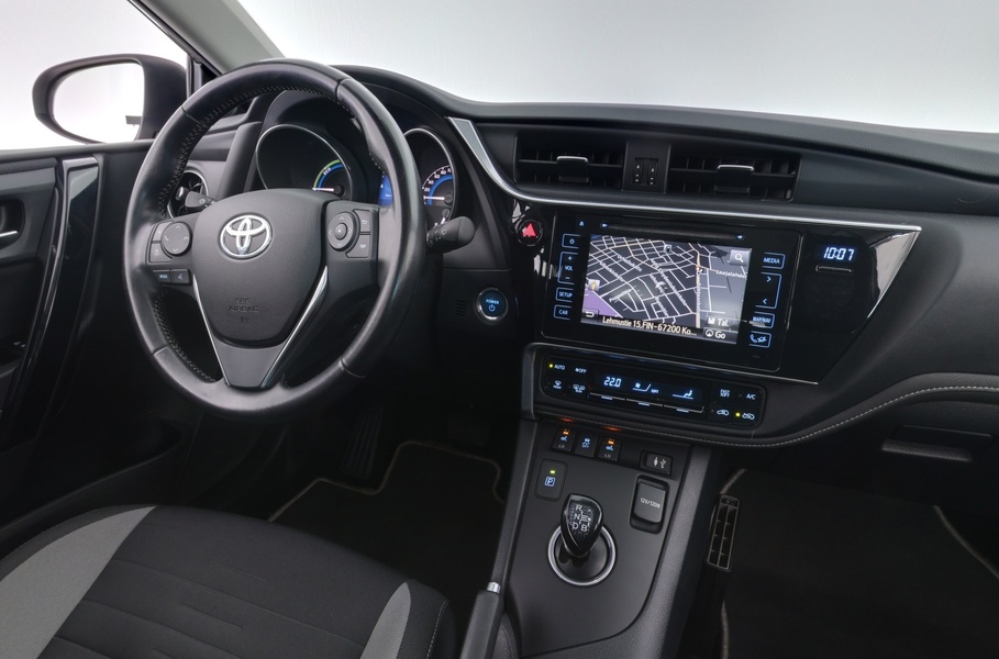 Toyota Auris vaihtoauto