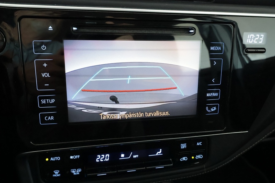 Toyota Auris vaihtoauto