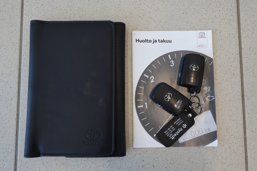 Toyota Auris vaihtoauto