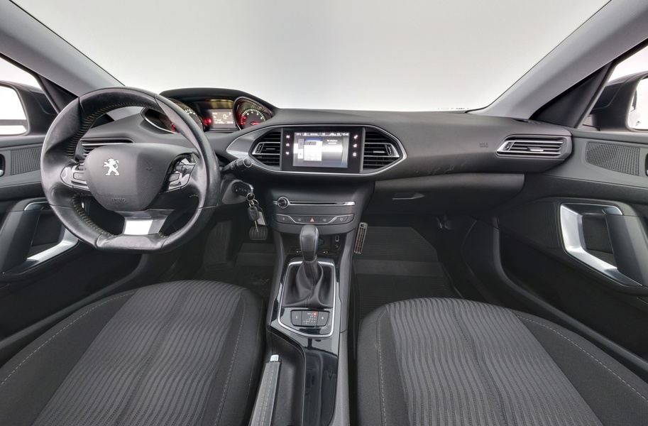 Peugeot 308 vaihtoauto
