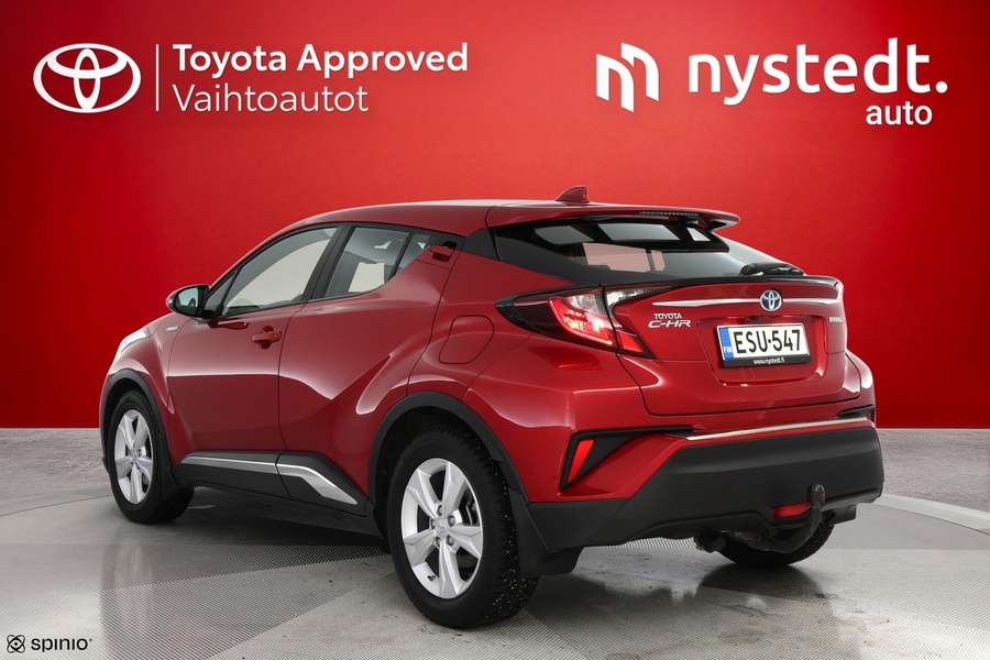 Toyota C-HR vaihtoauto