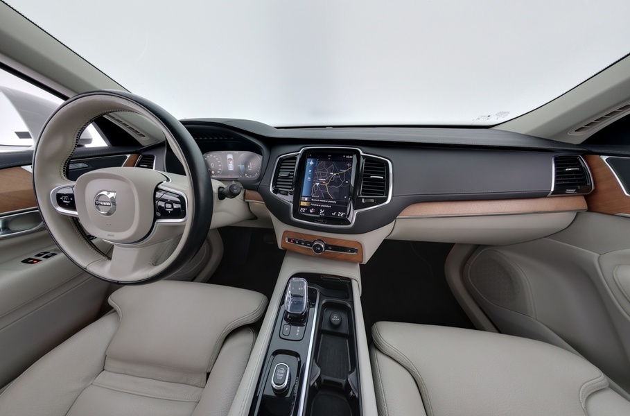 Volvo XC90 vaihtoauto