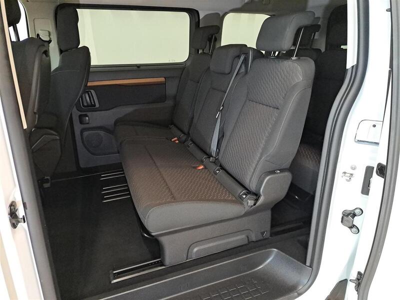 Toyota Proace Verso vaihtoauto