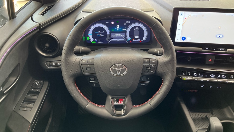 Toyota C-HR vaihtoauto