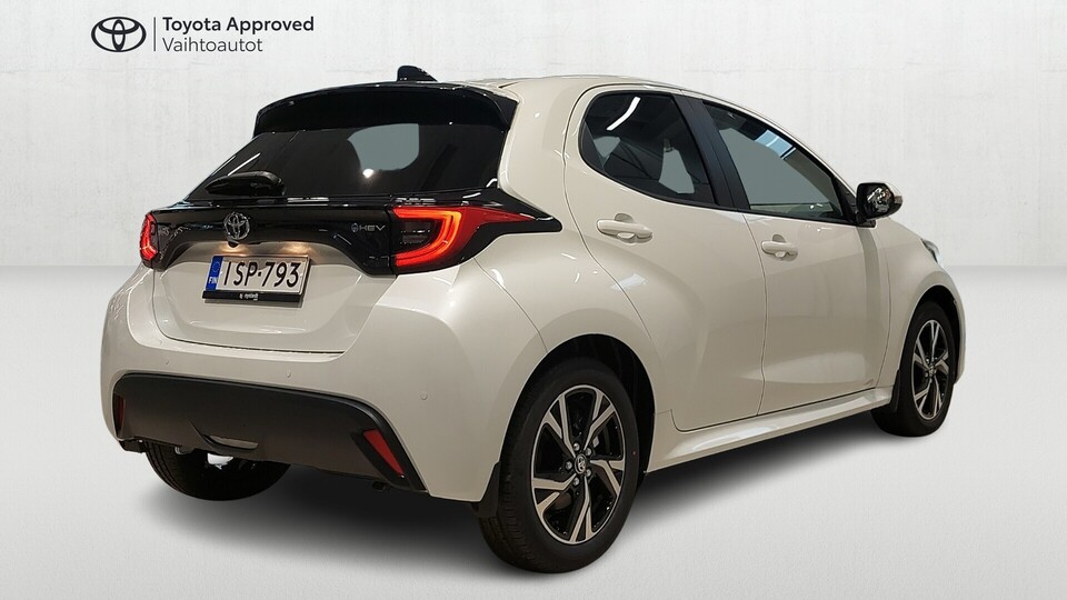 Toyota Yaris vaihtoauto