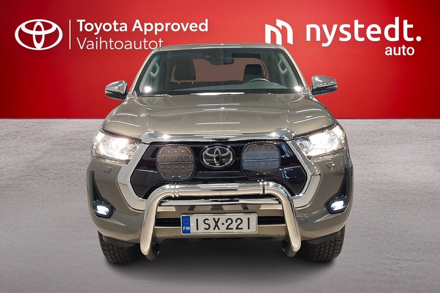 Toyota Hilux vaihtoauto