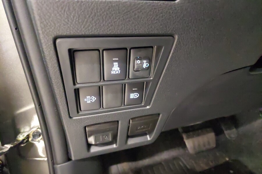 Toyota Hilux vaihtoauto