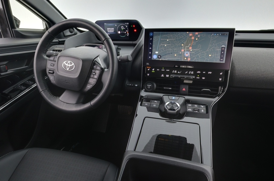 Toyota bZ4X vaihtoauto