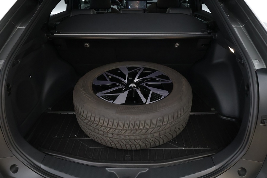 Toyota bZ4X vaihtoauto