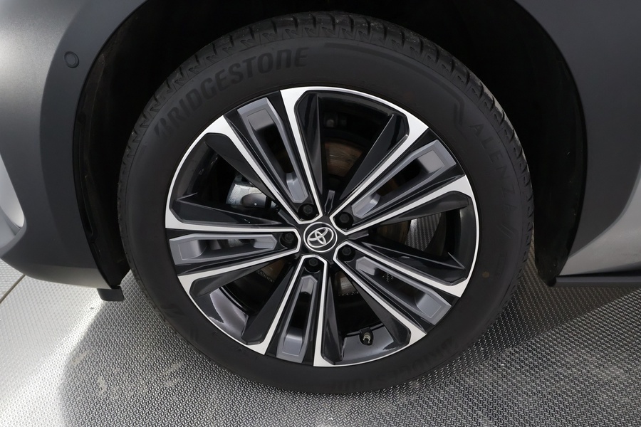 Toyota bZ4X vaihtoauto