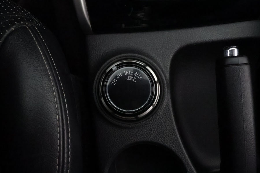 Mitsubishi L200 vaihtoauto