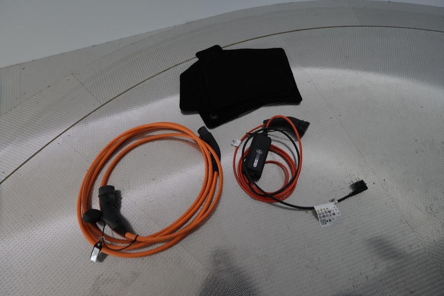 Toyota Prius Plug-in vaihtoauto