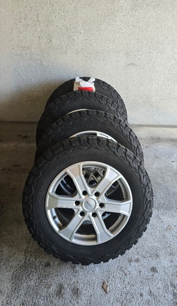 Toyota Land Cruiser vaihtoauto