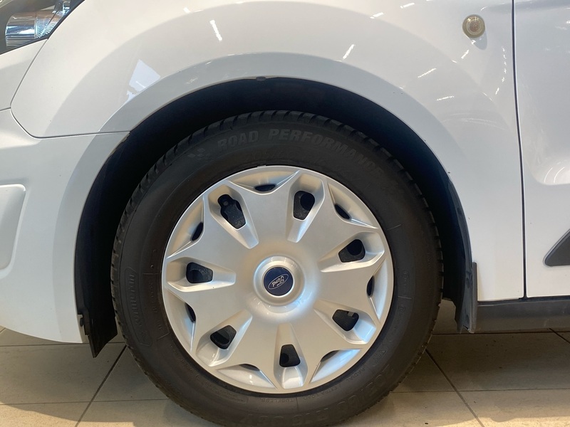Ford Transit Connect vaihtoauto