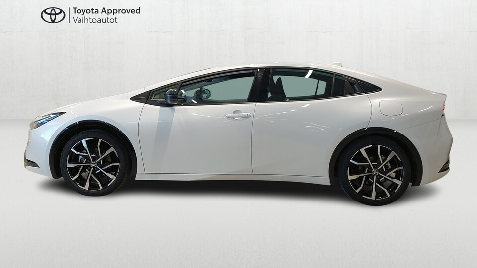 Toyota Prius Plug-in vaihtoauto