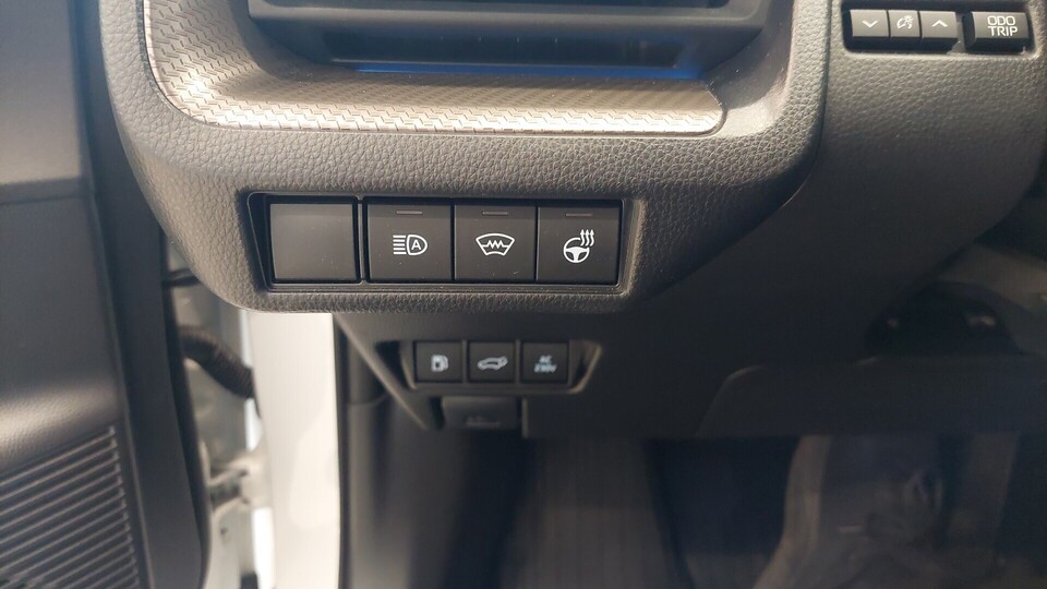 Toyota Prius Plug-in vaihtoauto