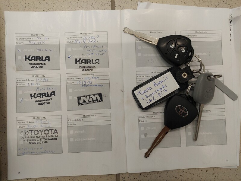 Toyota Avensis vaihtoauto