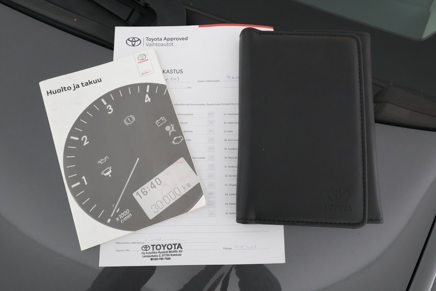 Toyota Yaris vaihtoauto