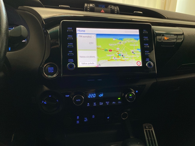 Toyota Hilux vaihtoauto