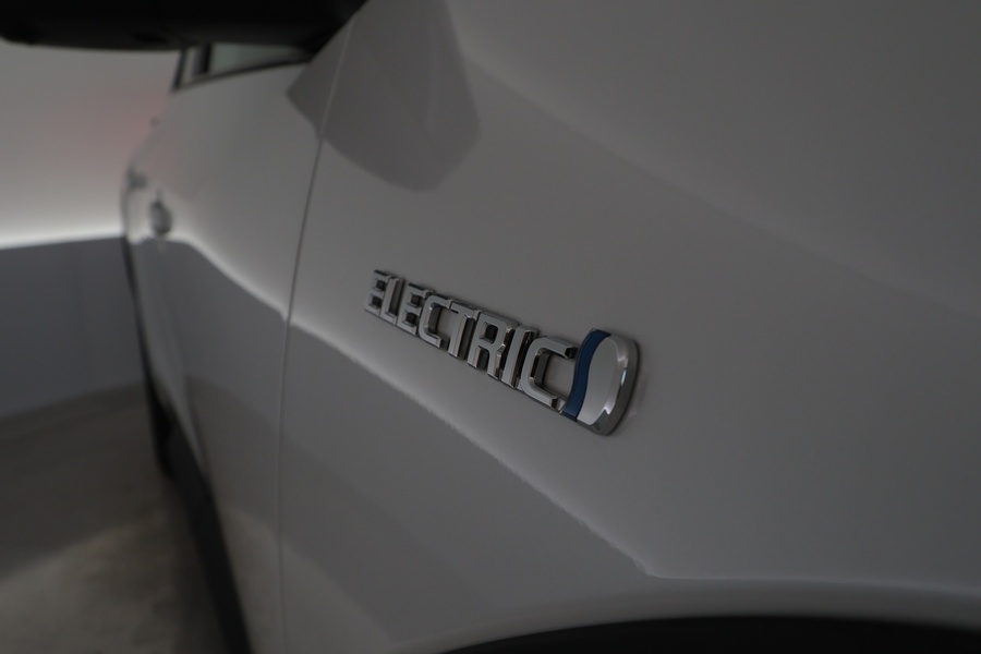 Toyota bZ4X vaihtoauto