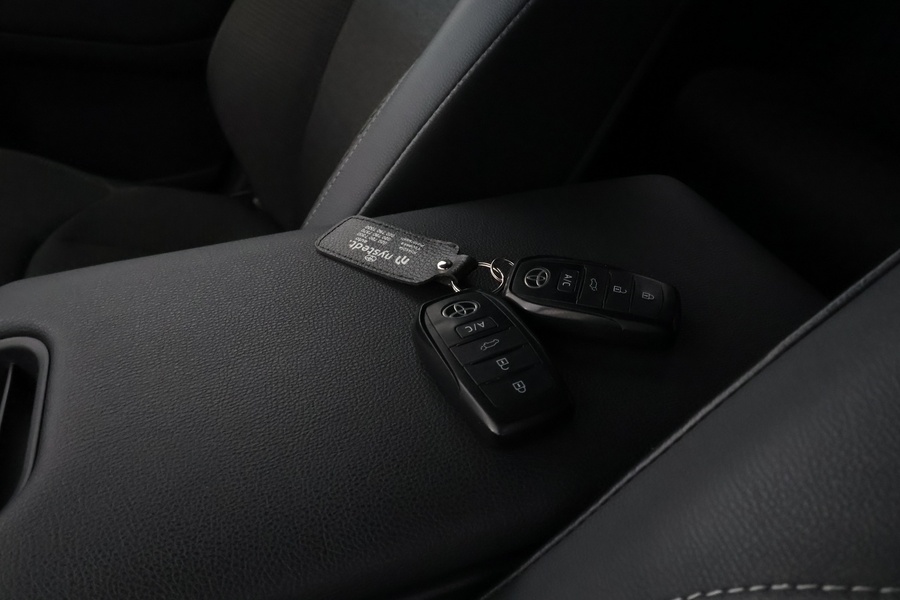 Toyota bZ4X vaihtoauto