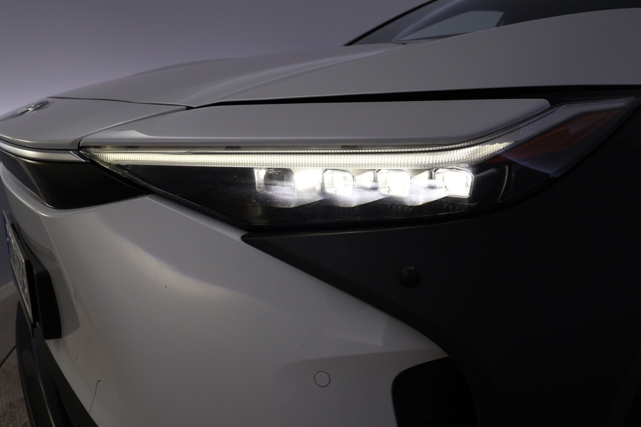 Toyota bZ4X vaihtoauto