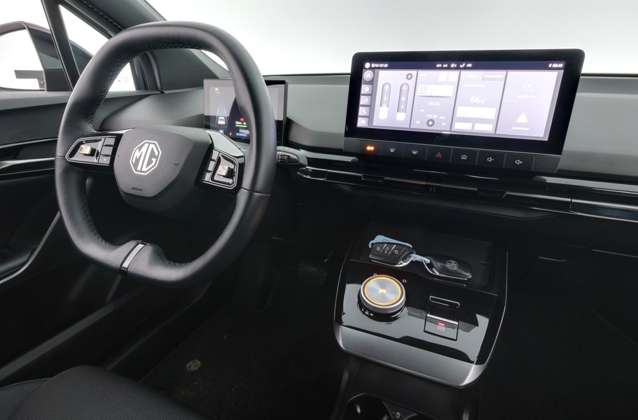 MG MG4 vaihtoauto